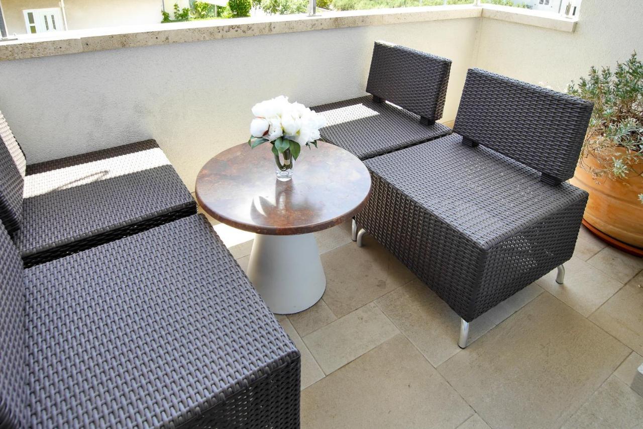 Apartments Milan Makarska Exterior foto