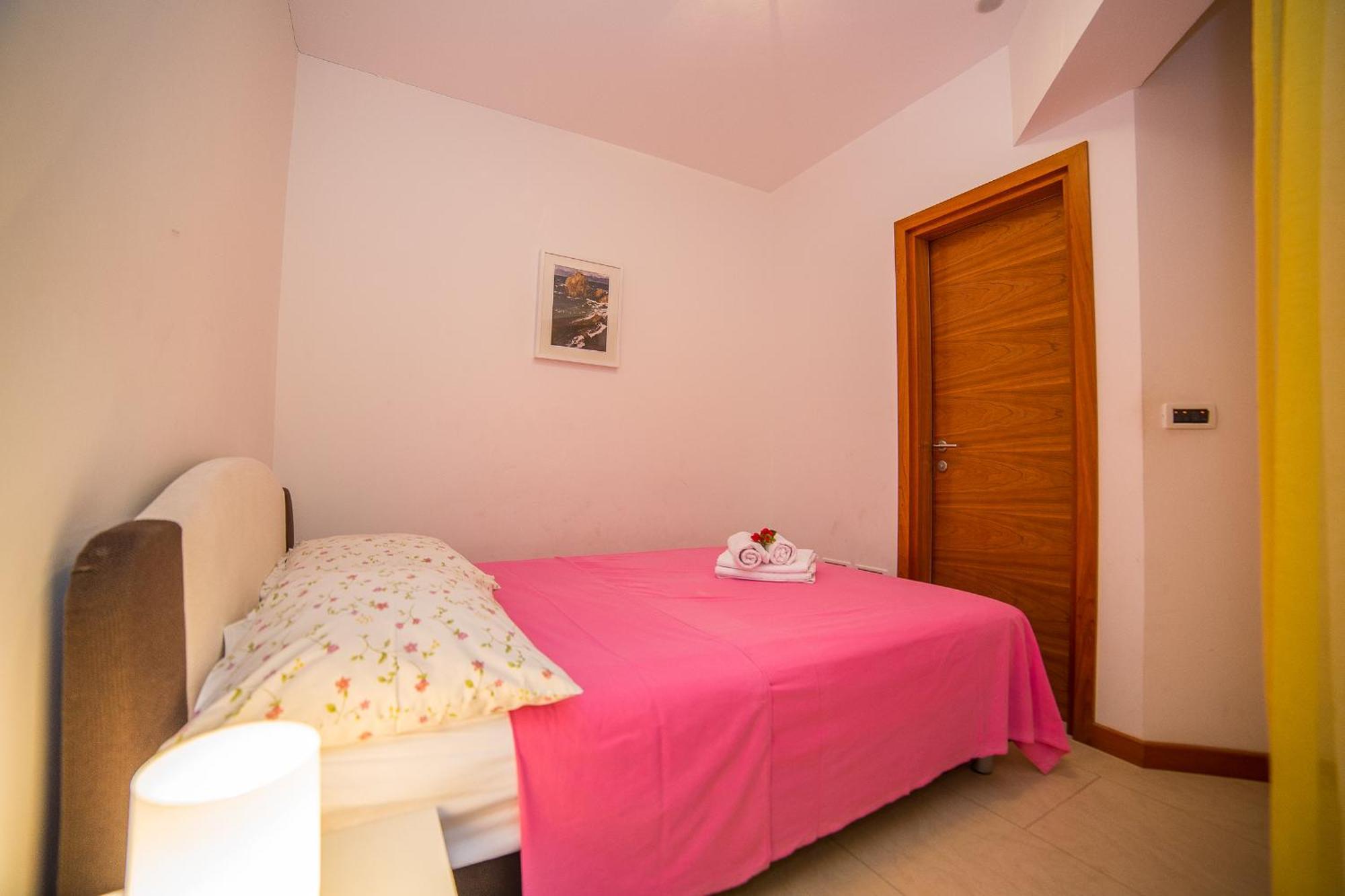 Apartments Milan Makarska Quarto foto