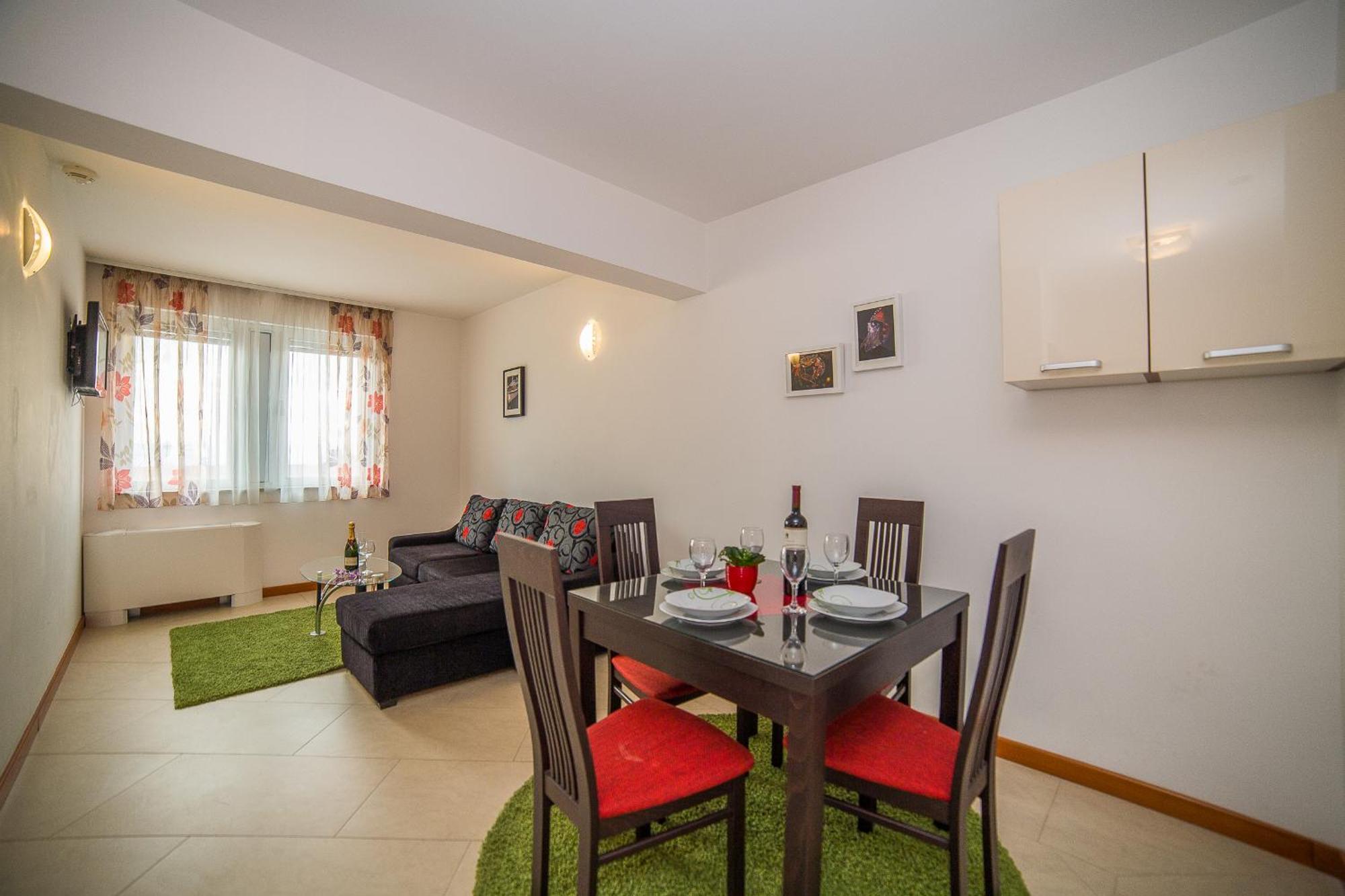 Apartments Milan Makarska Quarto foto