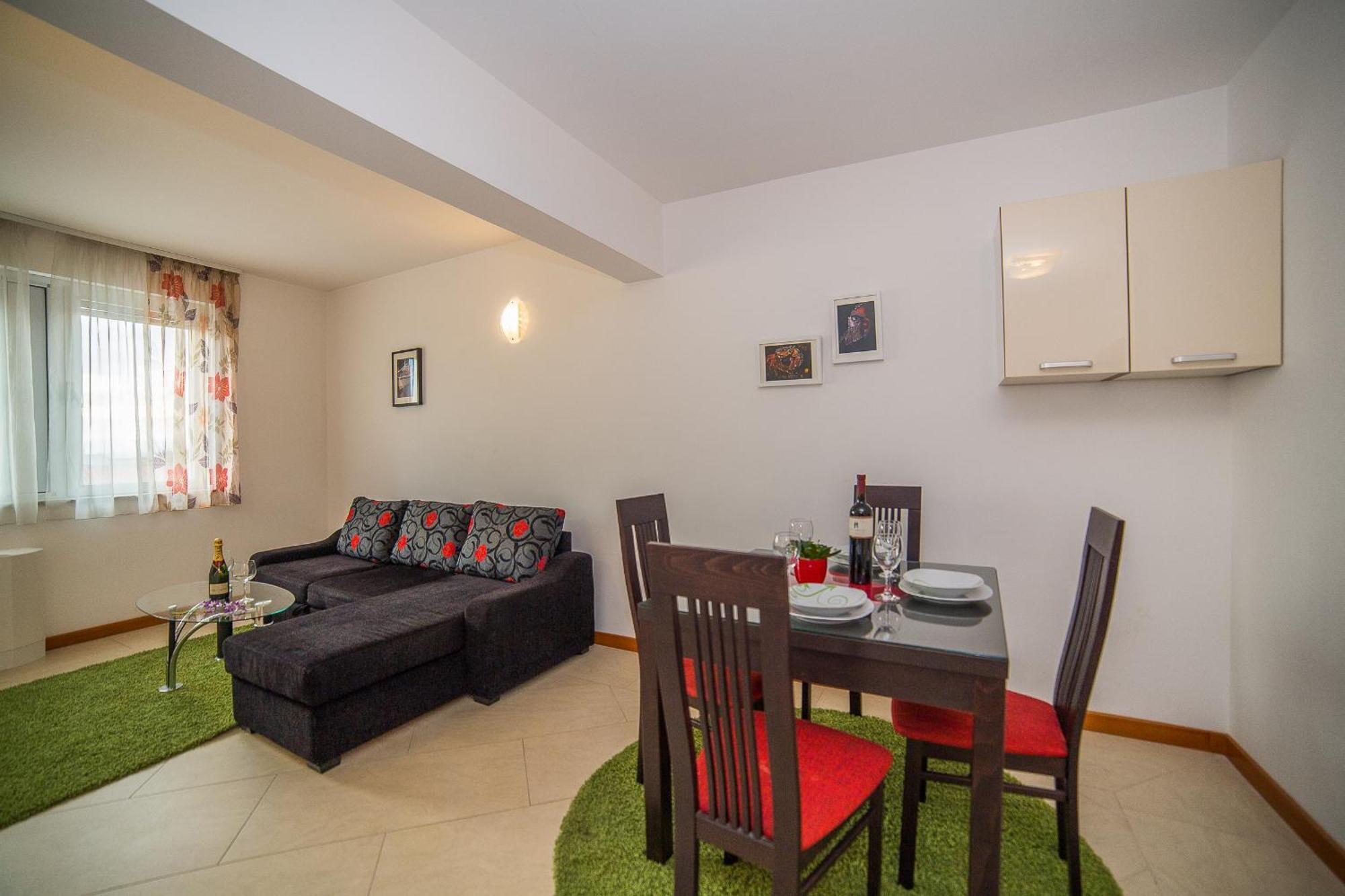 Apartments Milan Makarska Quarto foto