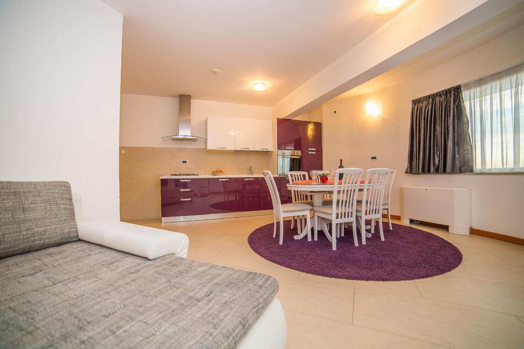 Apartments Milan Makarska Quarto foto