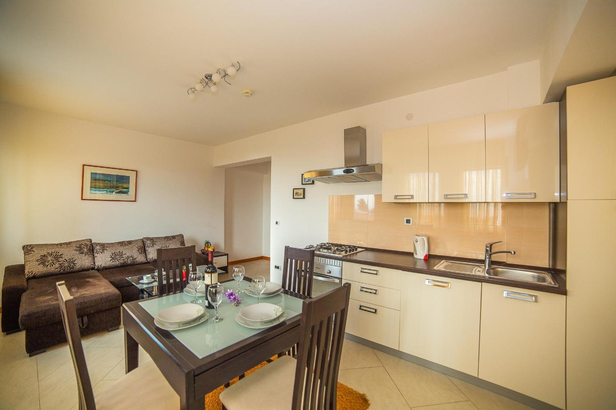 Apartments Milan Makarska Quarto foto