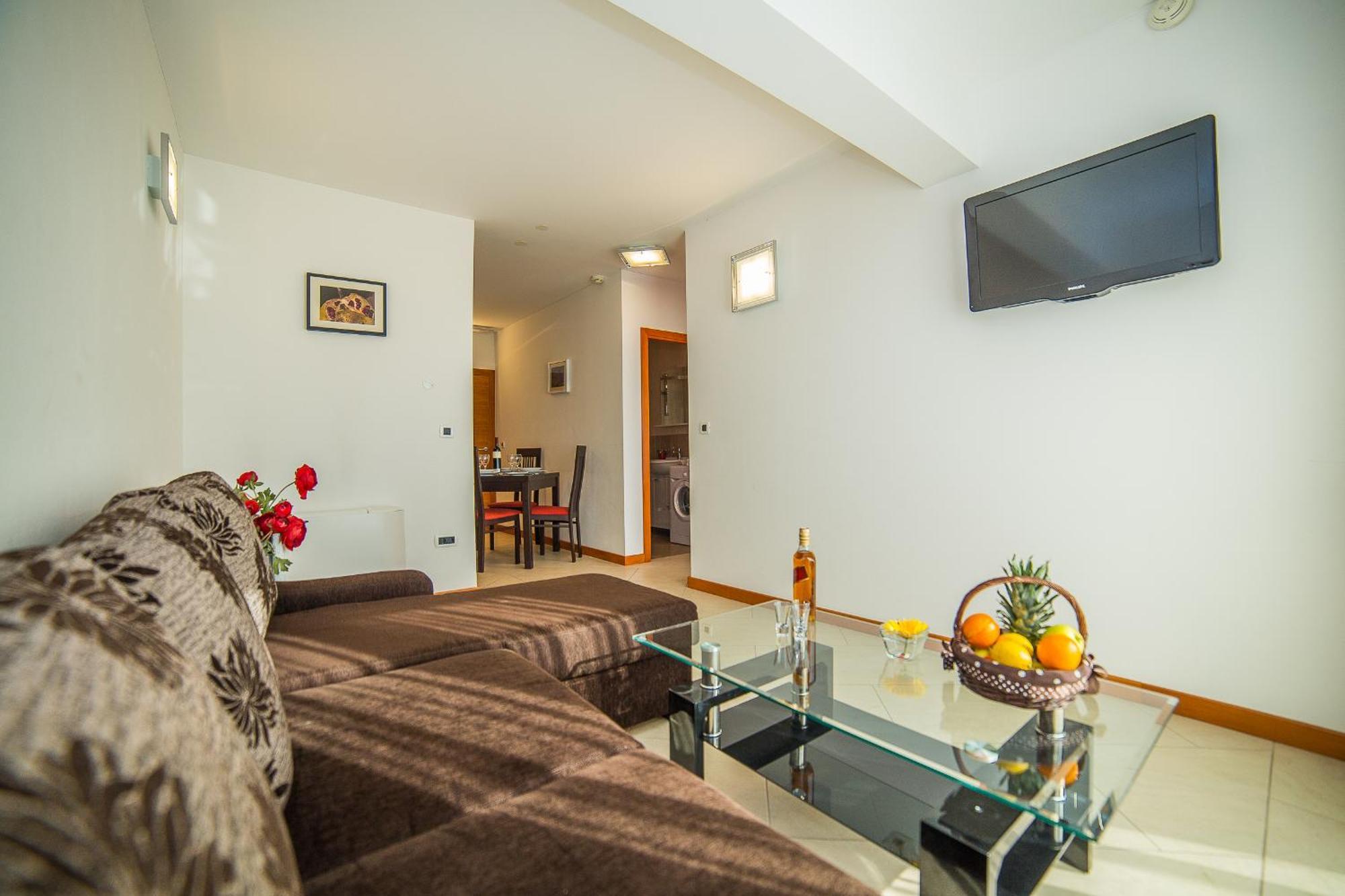Apartments Milan Makarska Quarto foto