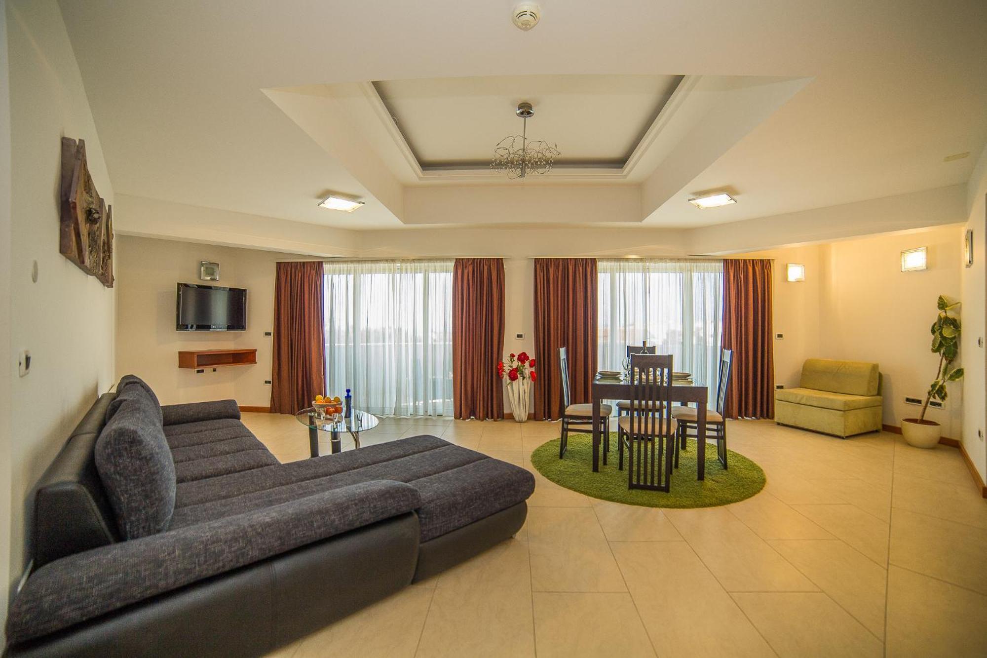 Apartments Milan Makarska Exterior foto